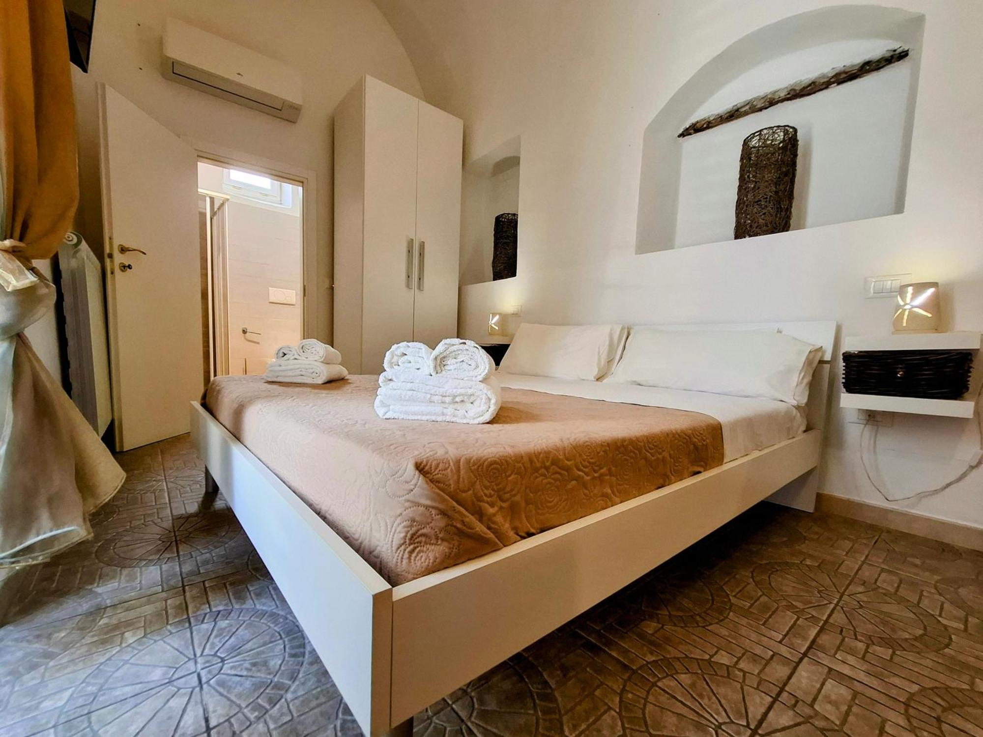 Palazzo Vaglio Bed & Breakfast Alliste Exterior photo